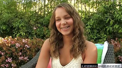 Hai người da đen với lớn dicks sec dit me vo quái trong hậu môn trưởng thành busty tóc vàng