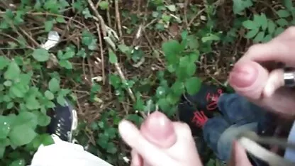 Dễ thương fim sec loan luan me con Sierra chơi với hai đồ chơi trong cô ấy đít