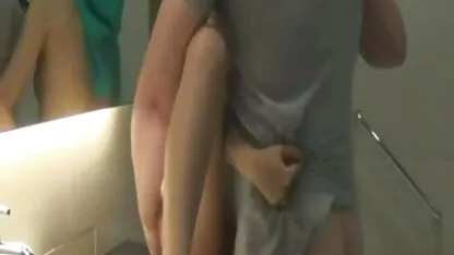 Tình dục giữa các sắc tộc của một blondie và một nigga trưởng thành bắt đầu với những phim sec loan luon me va con nụ hôn nhẹ nhàng